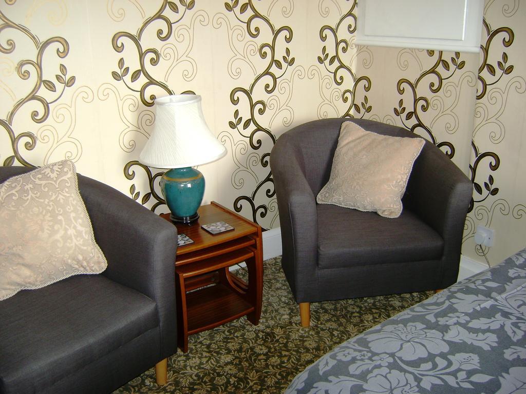 The Wharncliffe Hotel Scarborough Room photo